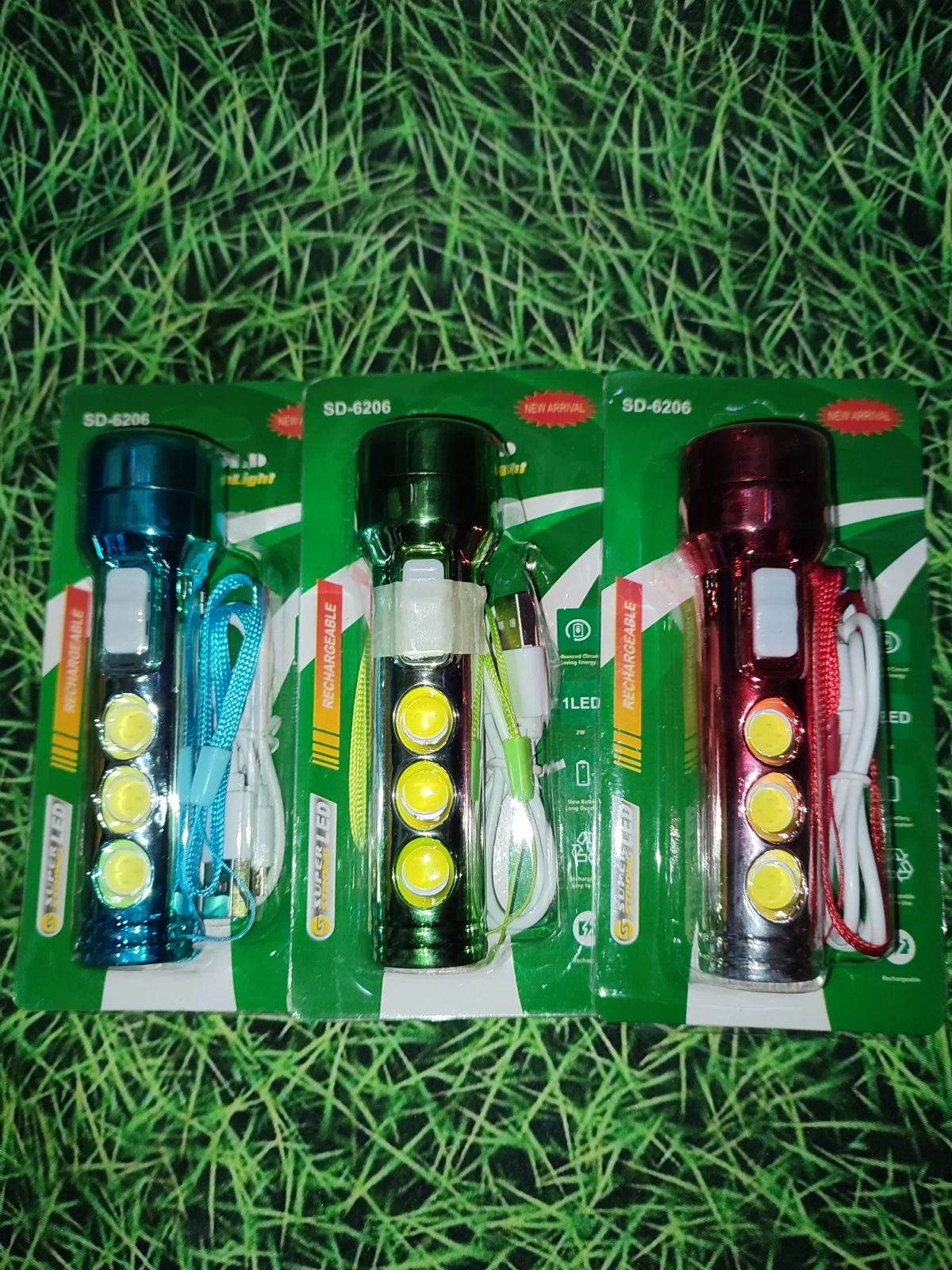 Ручной светодиодный аккумуляторный фонарь + Светильник 6206