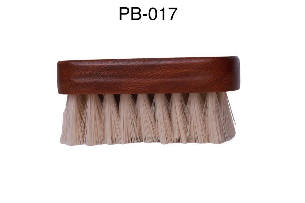 Щетка для обуви, деревянная,из натурального конского волоса. РВ-017