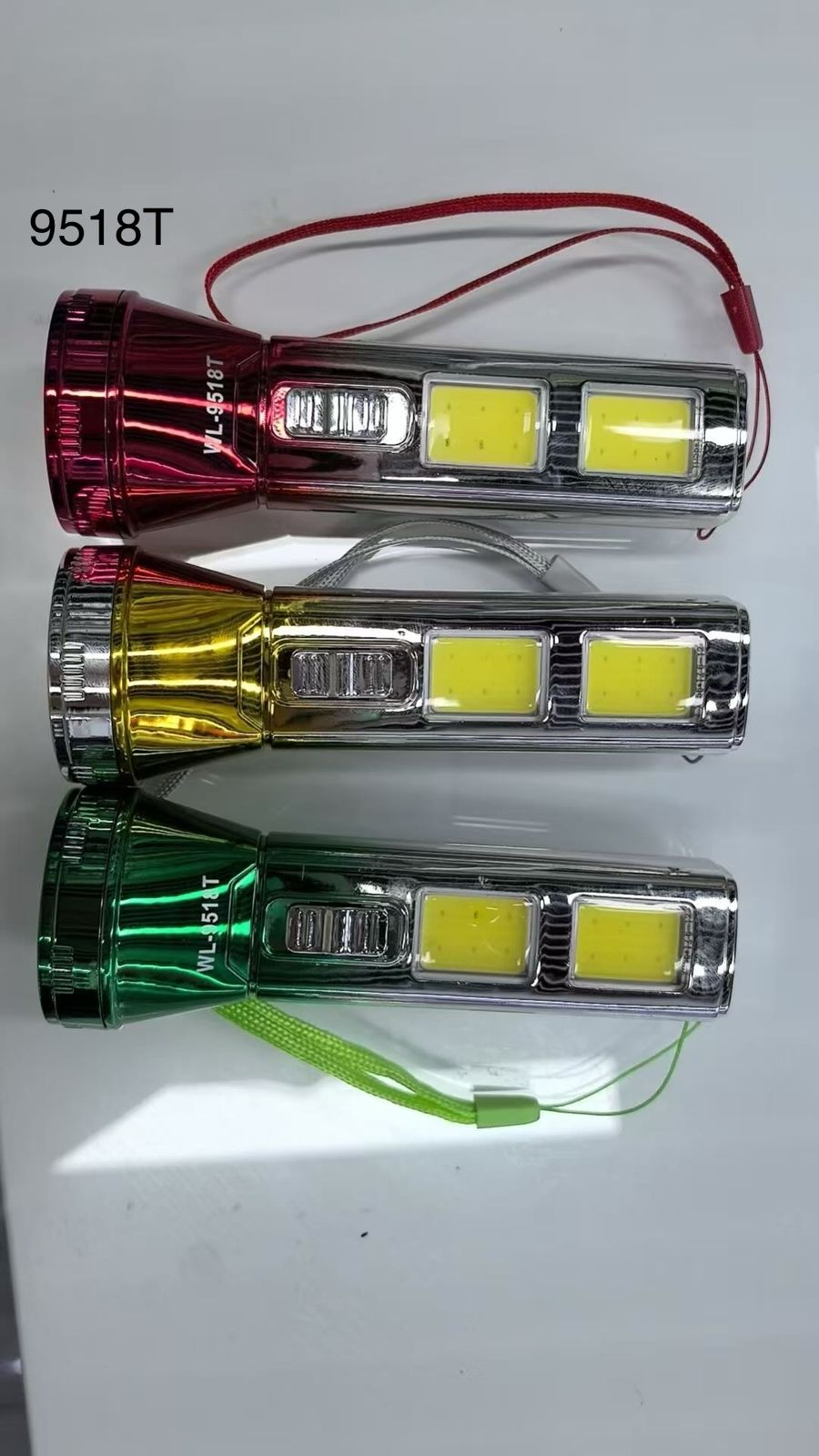 Ручной светодиодный аккумуляторный фонарь + Светильник 9518Т