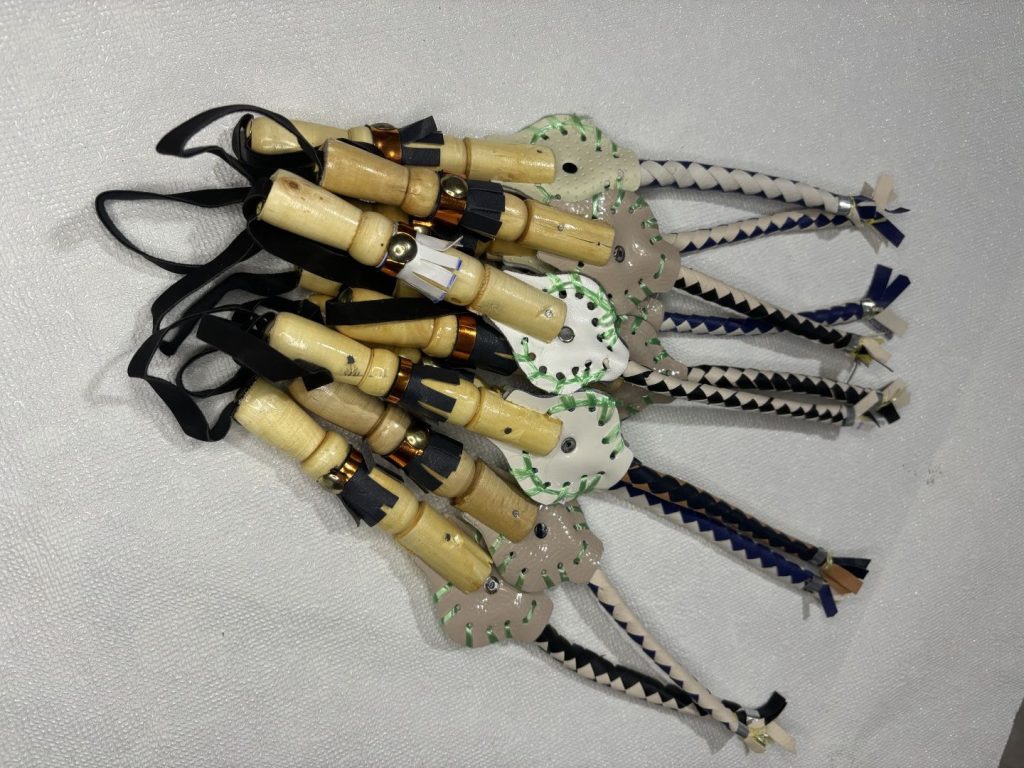 Сувенирные игрушки Камча для Тойбастар 30см