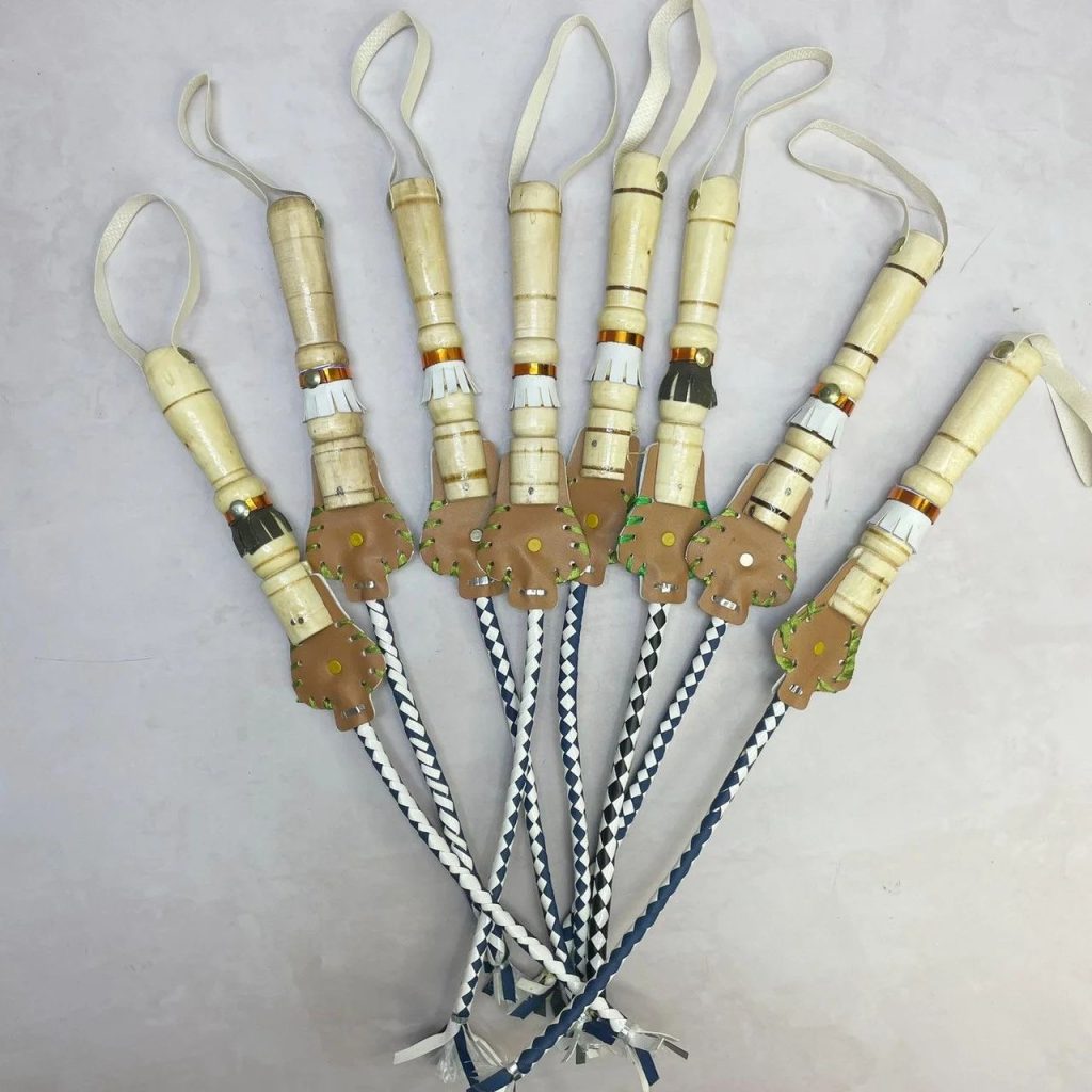 Сувенирные игрушки Камча для Тойбастар 45см